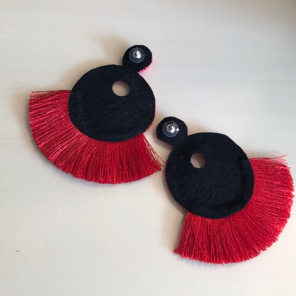 Seed Bead Open Circle Fan Drop-Post Earrings NWOT - Picture 8 of 8